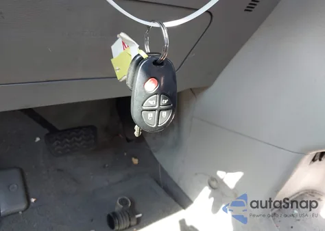 2011 Toyota Sienna Le из США, поврежденный, VIN 5TDKK3DC1BS091207